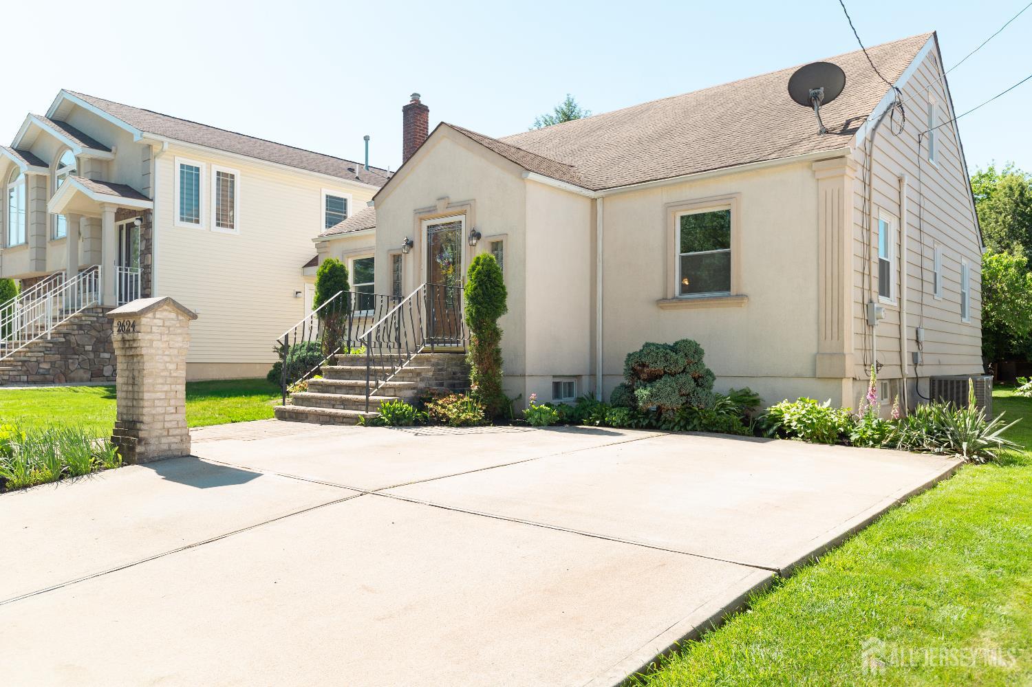 2624 Tremley Point Road, Linden, New Jersey image 3