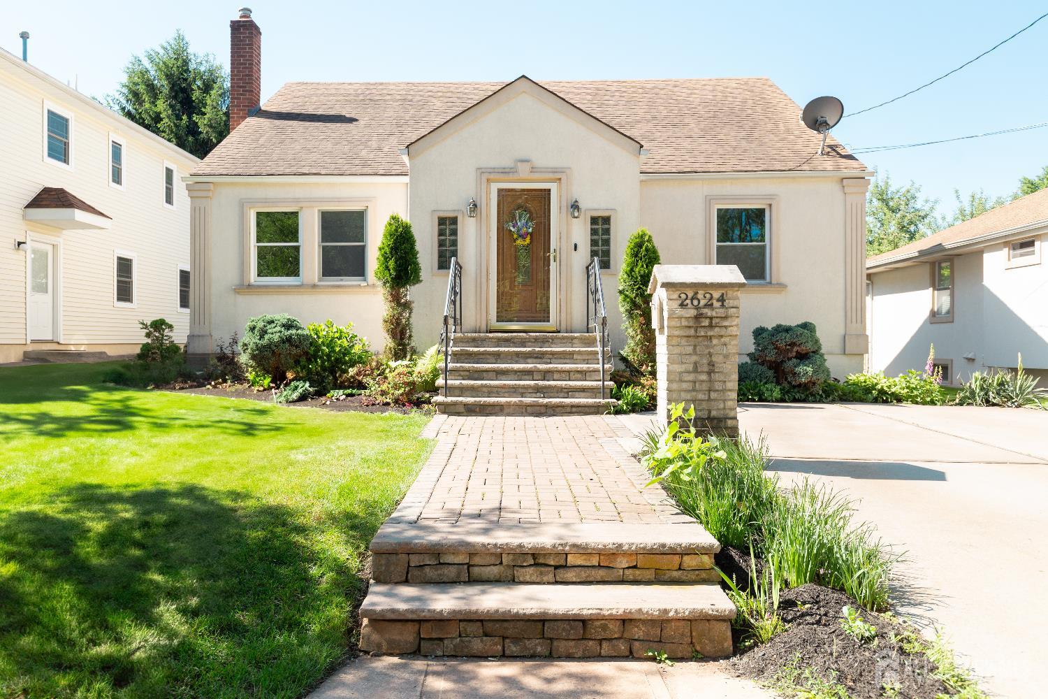 2624 Tremley Point Road, Linden, New Jersey image 1