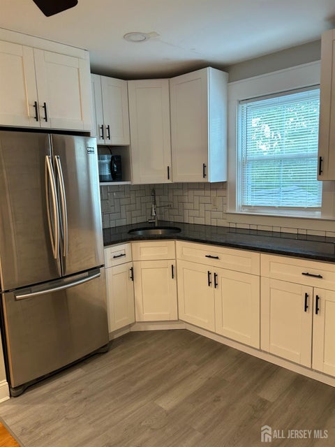 Apartment For Rent - 415 E 3rd Avenue #2L<br/> Union County, Roselle, NJ 07203