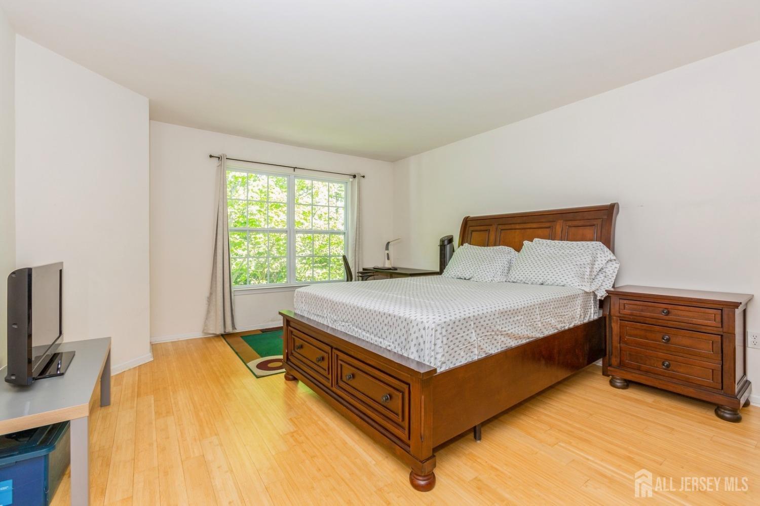60 Forest Drive, Piscataway, New Jersey image 17