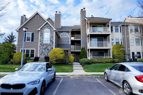 Condo For Sale - 395 Carhart Court<br/> Middlesex County, East Brunswick, NJ 08816