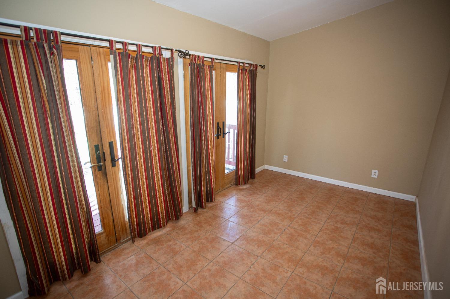 51 Shadyside Avenue, Old Bridge, New Jersey image 14