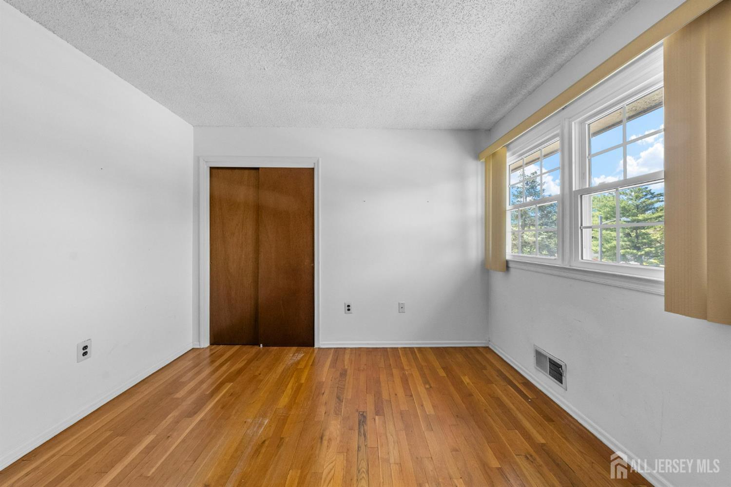 85 Hidden Lake Drive, North Brunswick, New Jersey image 41