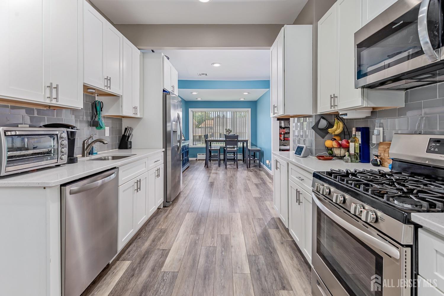 1712 Waterford Drive, Edison, New Jersey image 3