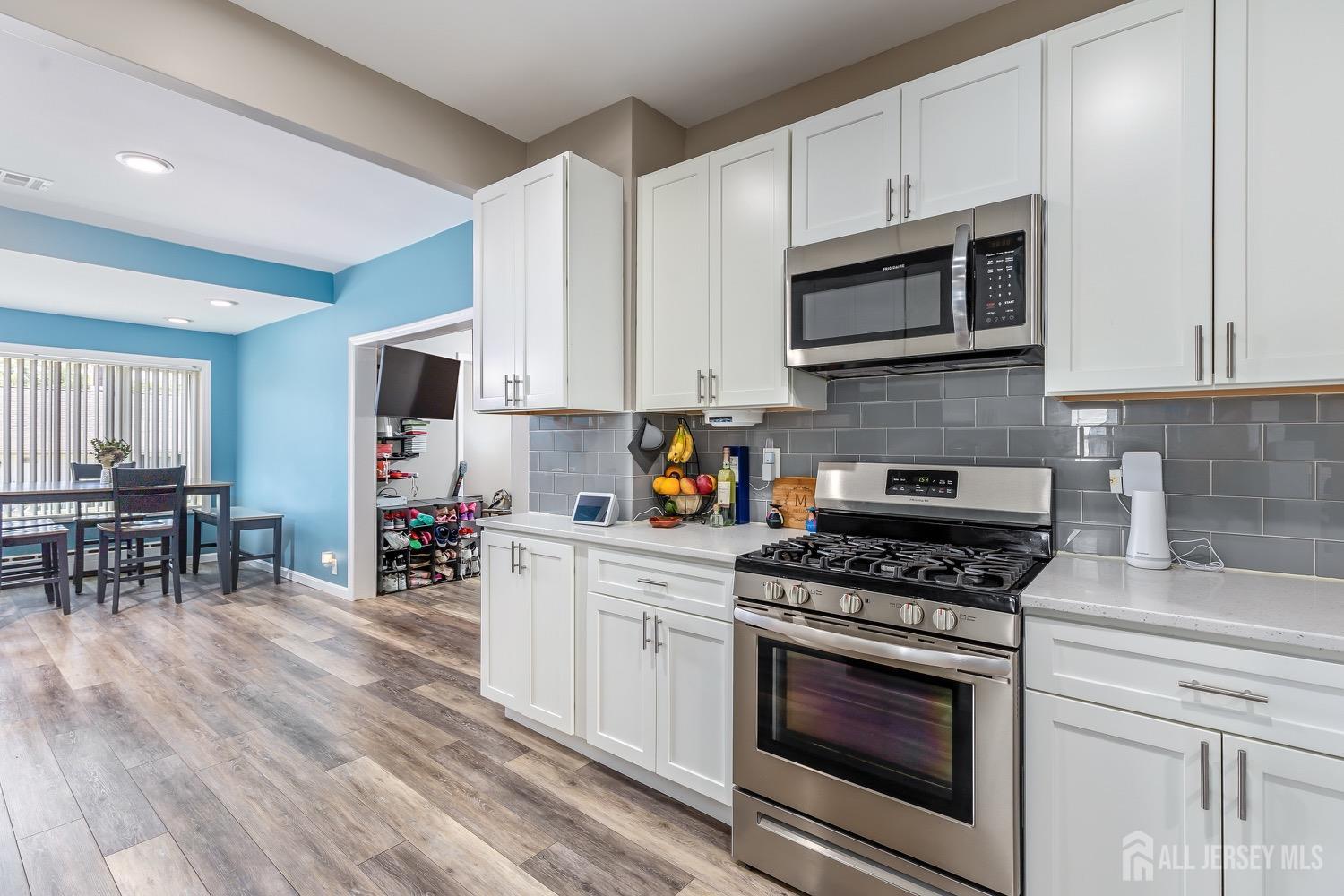 1712 Waterford Drive, Edison, New Jersey image 4