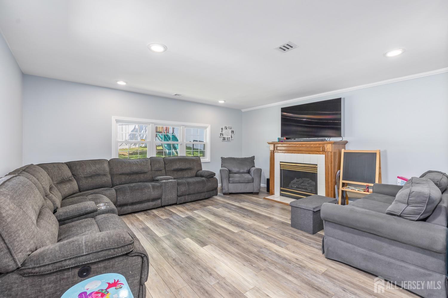 1712 Waterford Drive, Edison, New Jersey image 7