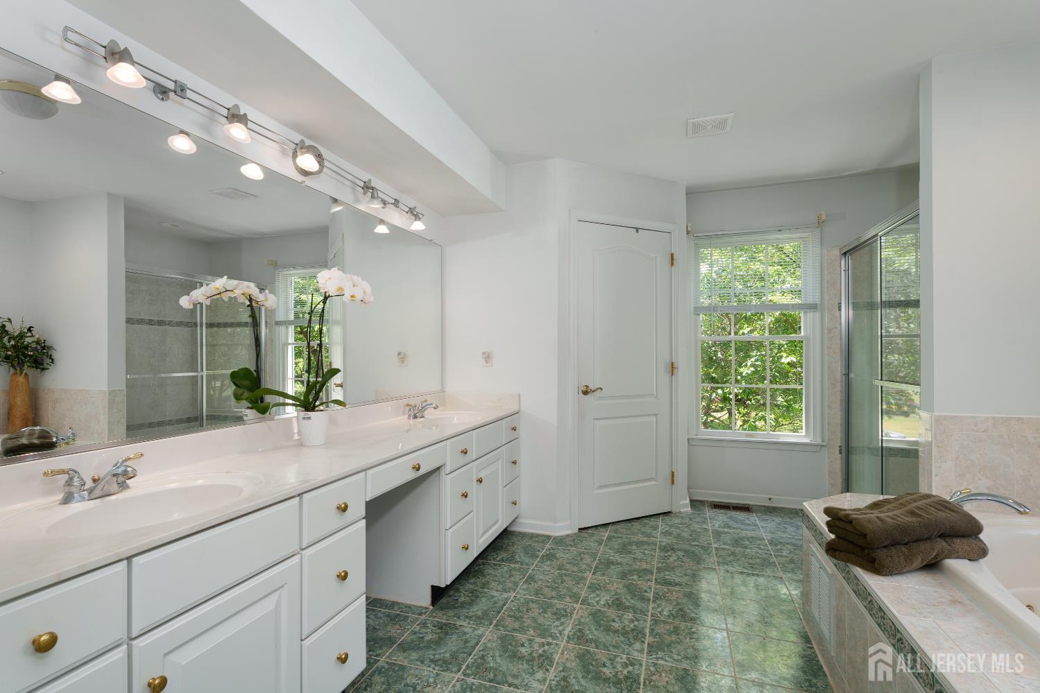 3 Wheatsheaf Court, Plainsboro, New Jersey image 44