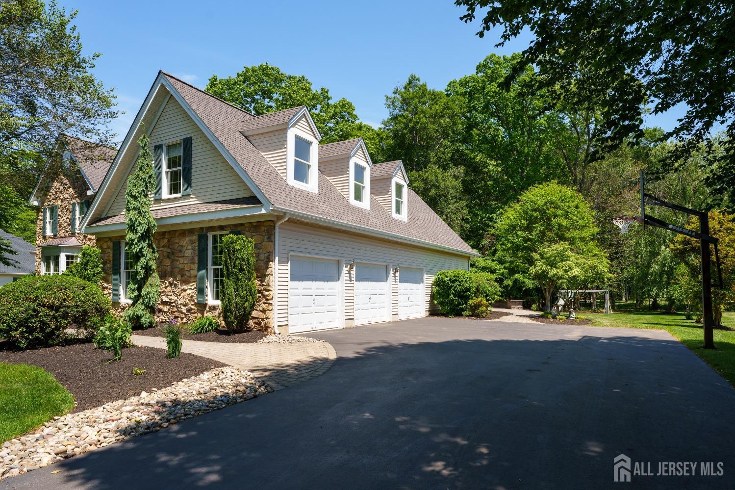 3 Wheatsheaf Court, Plainsboro, New Jersey image 4
