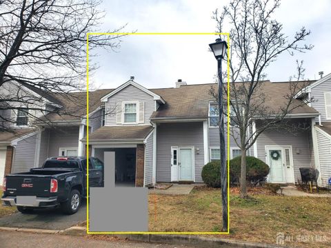 Townhouse For Sale - 102 Lawrence Lane #28<br/> New Brunswick, NJ 08901