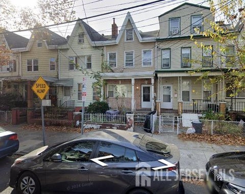 Homes For Sale - 49 Court House Place<br/> Jersey City, NJ 07306
