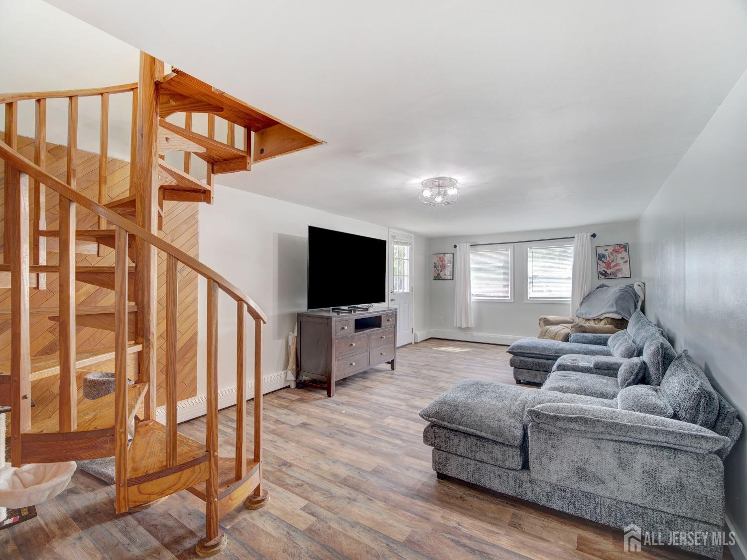 30 Mountain Avenue, Hazlet, New Jersey image 28