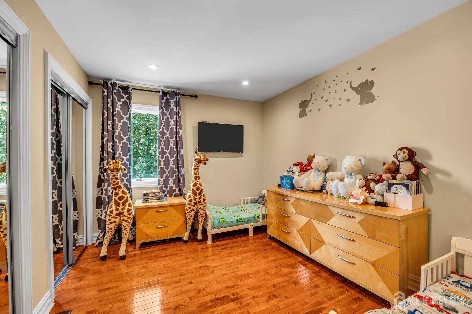 152 Redpine Loop, Old Bridge, New Jersey image 13