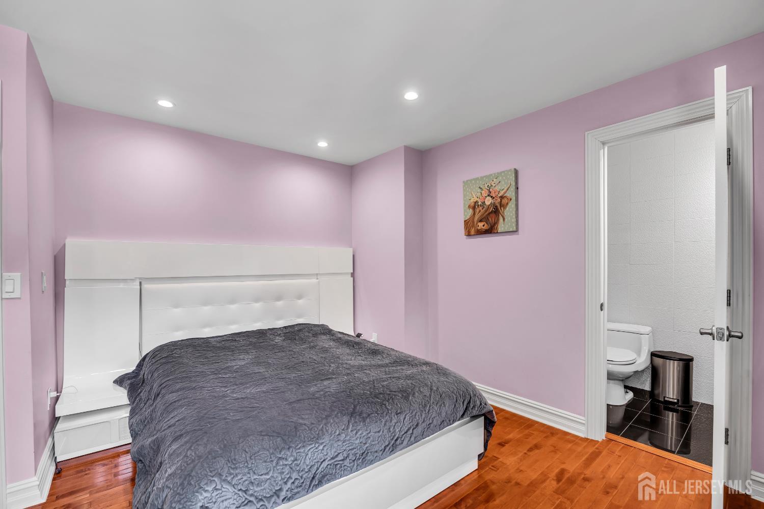 152 Redpine Loop, Old Bridge, New Jersey image 17