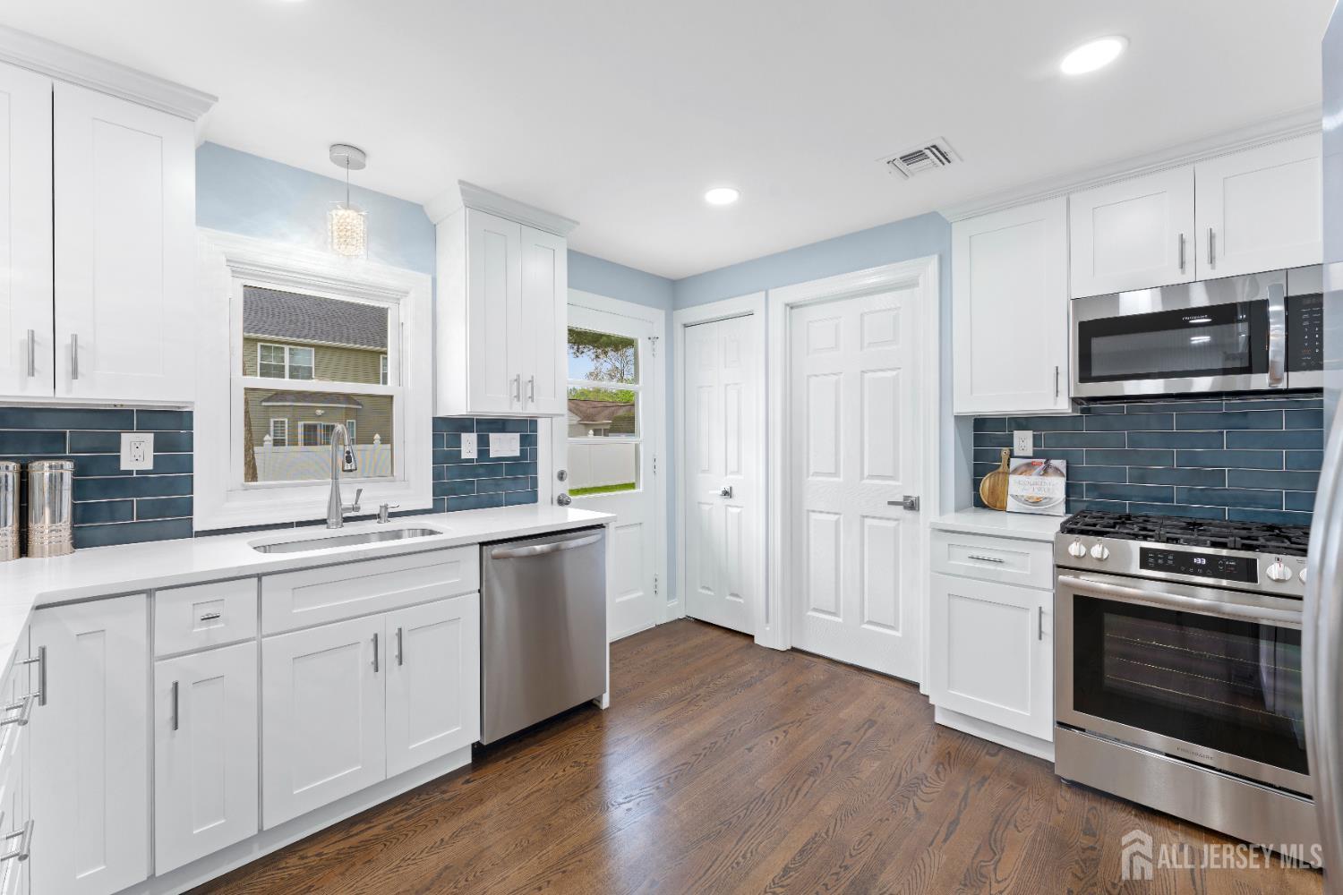 413 Main Street, Middlesex, New Jersey image 8