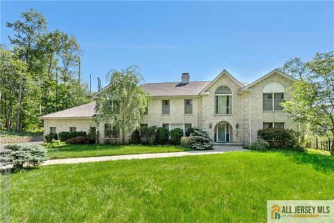 Homes For Sale - 60 Evergreen Lane<br/> Somerset County, Watchung, NJ 07069