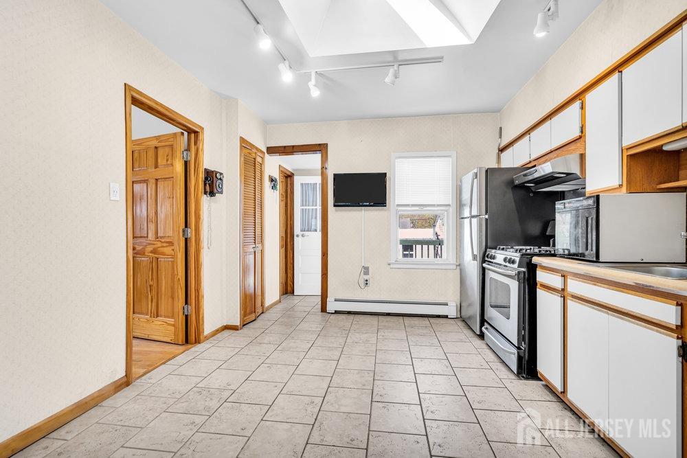 75 Lafayette Street, Milltown, New Jersey image 11