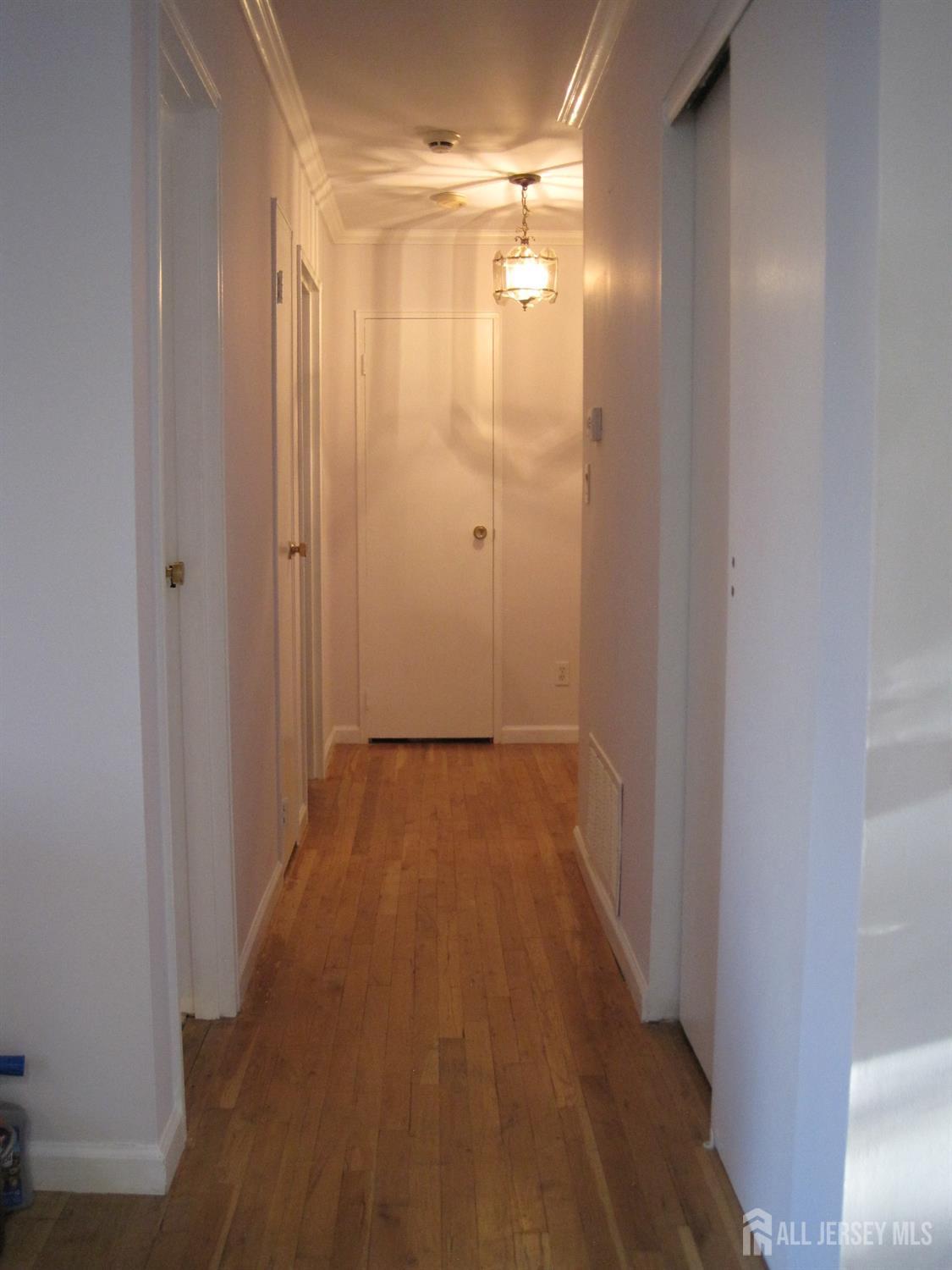 9 Salem Road, East Brunswick, New Jersey image 5