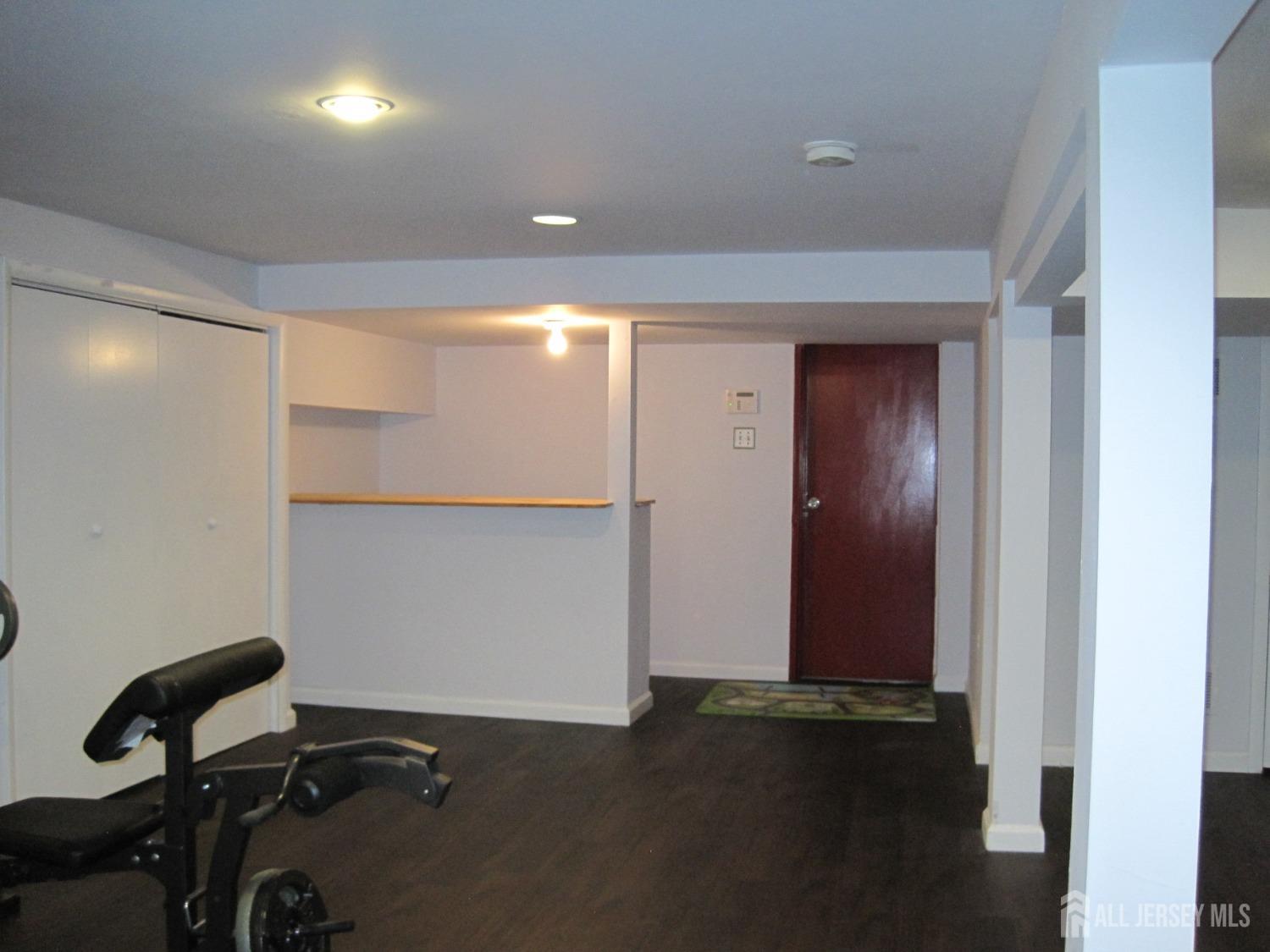 9 Salem Road, East Brunswick, New Jersey image 20