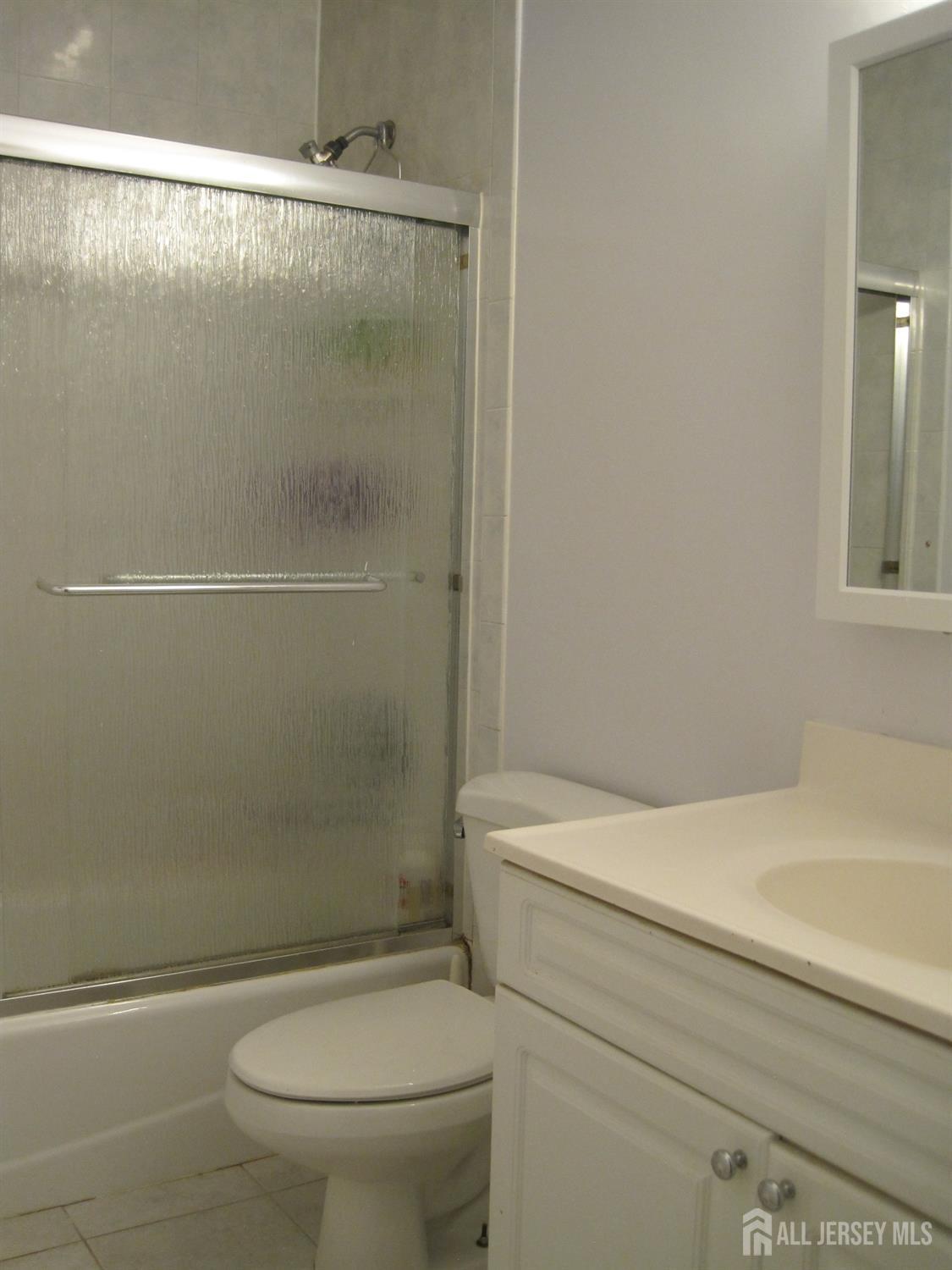 9 Salem Road, East Brunswick, New Jersey image 19