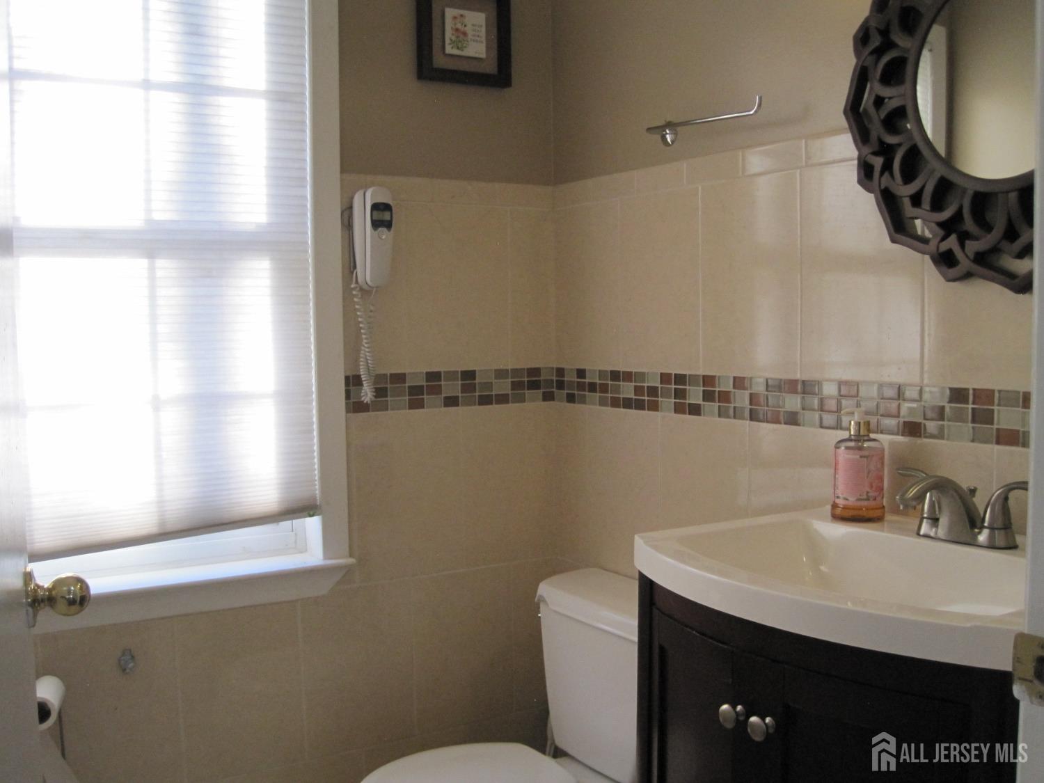 9 Salem Road, East Brunswick, New Jersey image 17