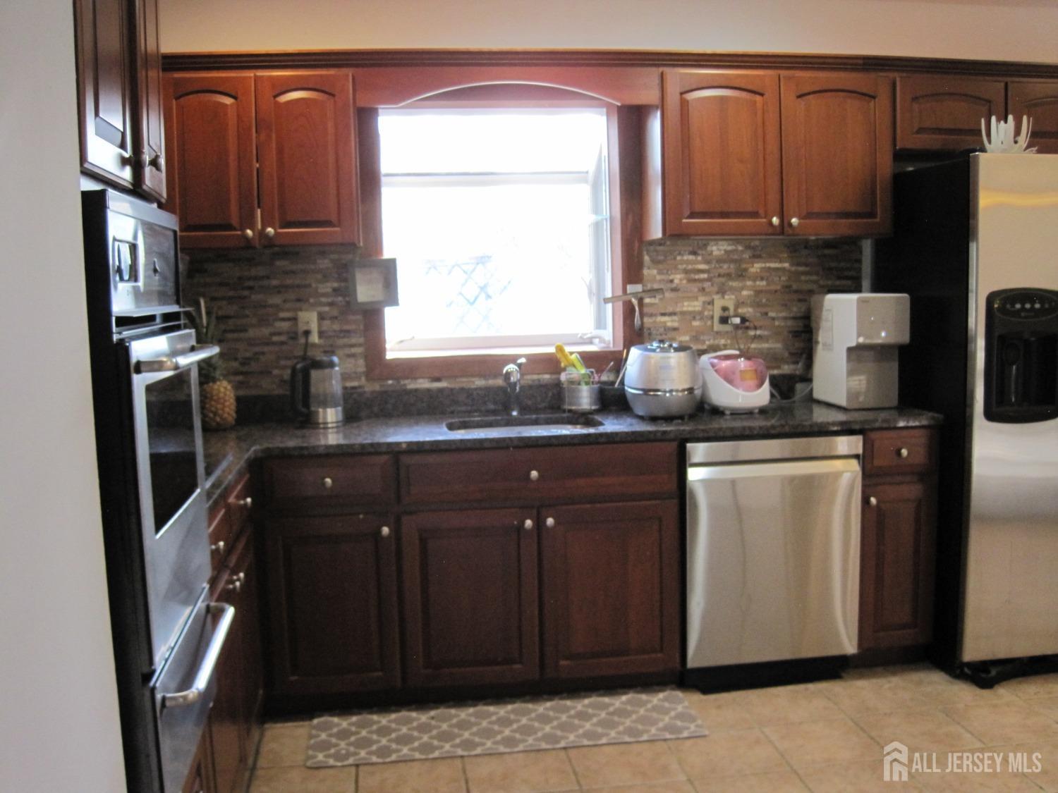 9 Salem Road, East Brunswick, New Jersey image 11