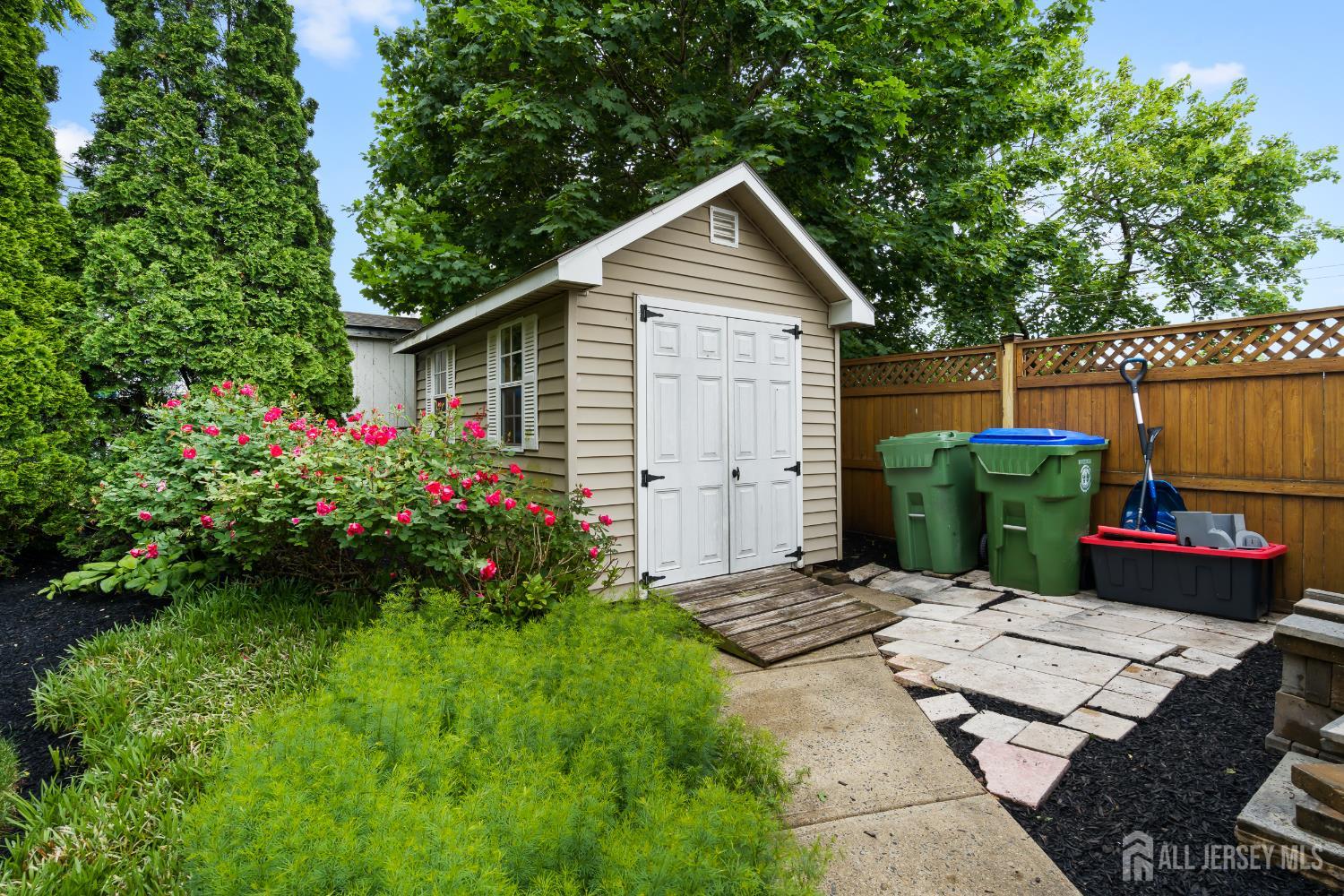 25 Suydam Avenue, Edison, New Jersey image 3