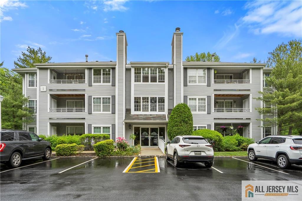 102 Raintree Court, Helmetta, New Jersey image 1