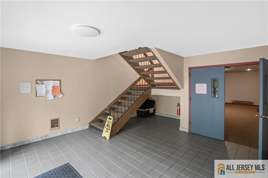 102 Raintree Court, Helmetta, New Jersey image 25