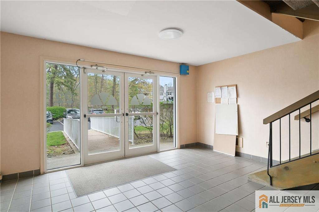 102 Raintree Court, Helmetta, New Jersey image 5