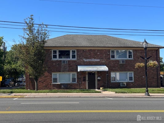365 BLOOMFIELD AVE APT 9B, VERONA, NJ 07044 - Image d1b7fd2b950bf92ed059c8f3df9eb724/2810427054