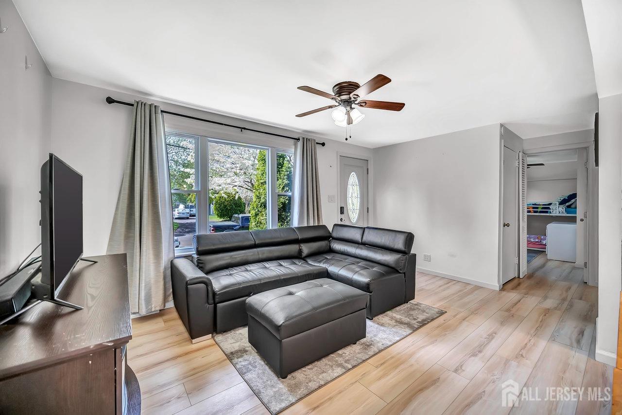 14 Avenue B, Helmetta, New Jersey image 7