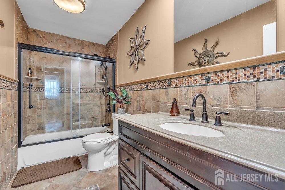 360 Cindy Street, Old Bridge, New Jersey image 19