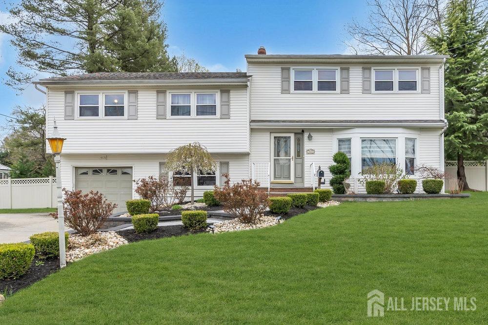360 Cindy Street, Old Bridge, New Jersey image 1