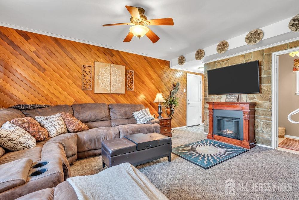 360 Cindy Street, Old Bridge, New Jersey image 17
