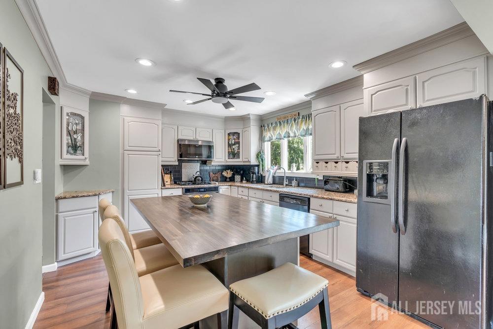 360 Cindy Street, Old Bridge, New Jersey image 13