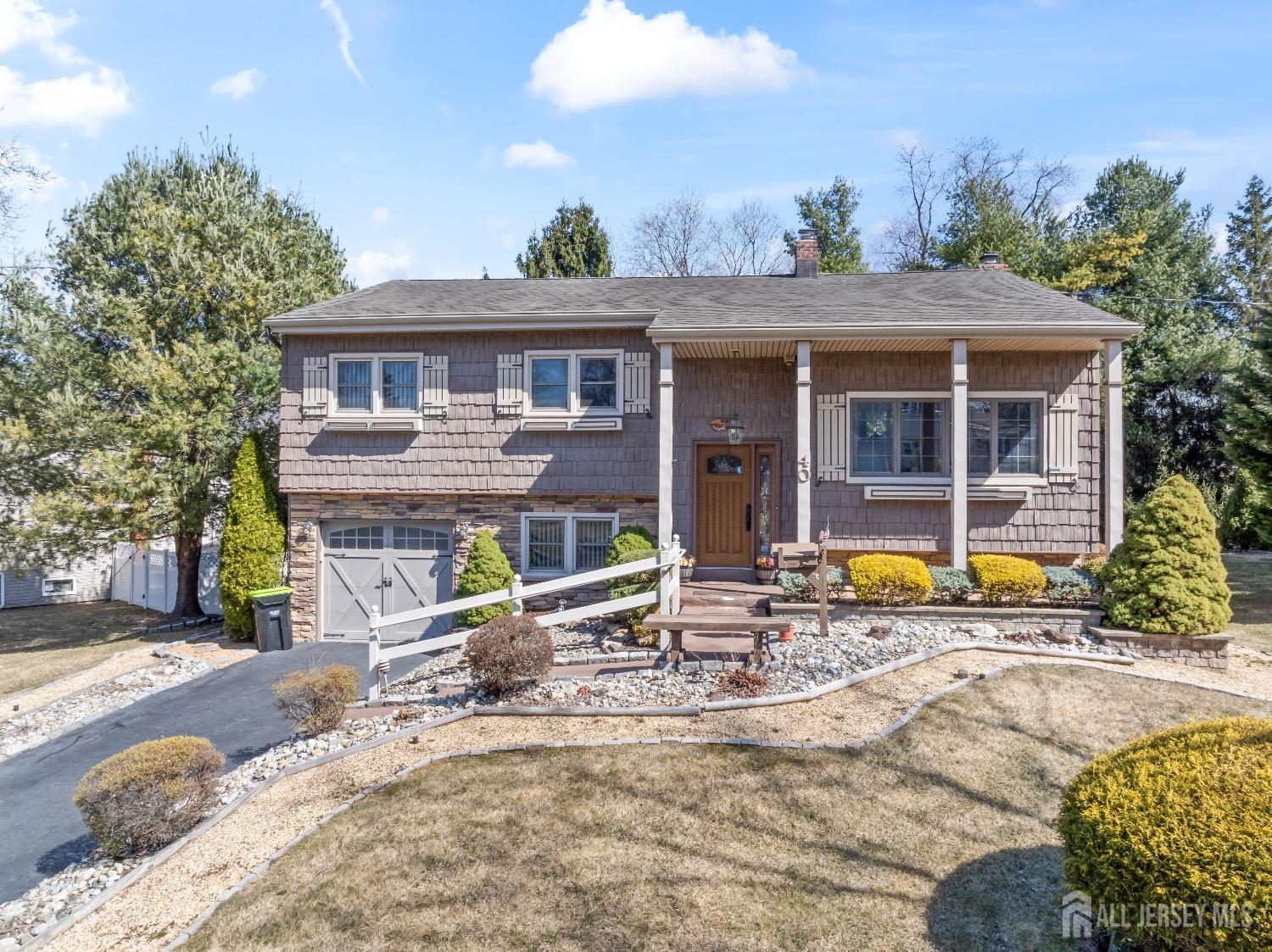 40 Seneca Road, Old Bridge, New Jersey image 1