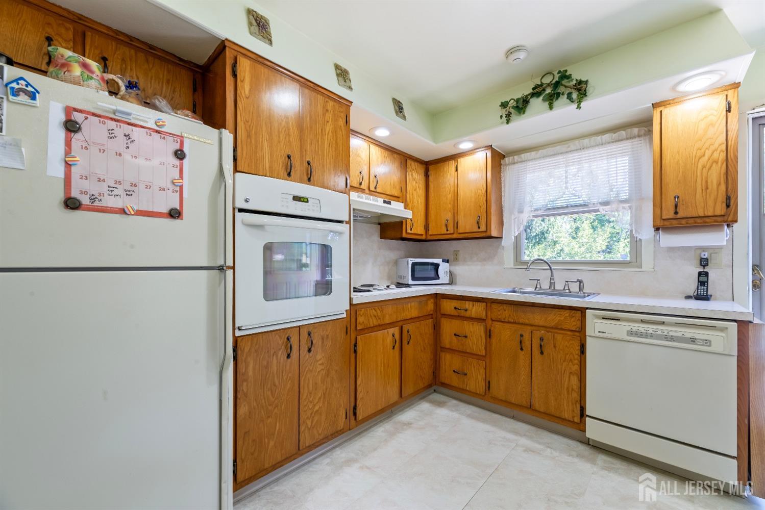 40 Seneca Road, Old Bridge, New Jersey image 12