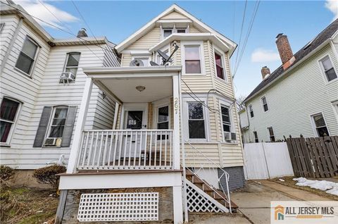 Multifamily For Sale - 267 Townsend Street<br/> New Brunswick, NJ 08901