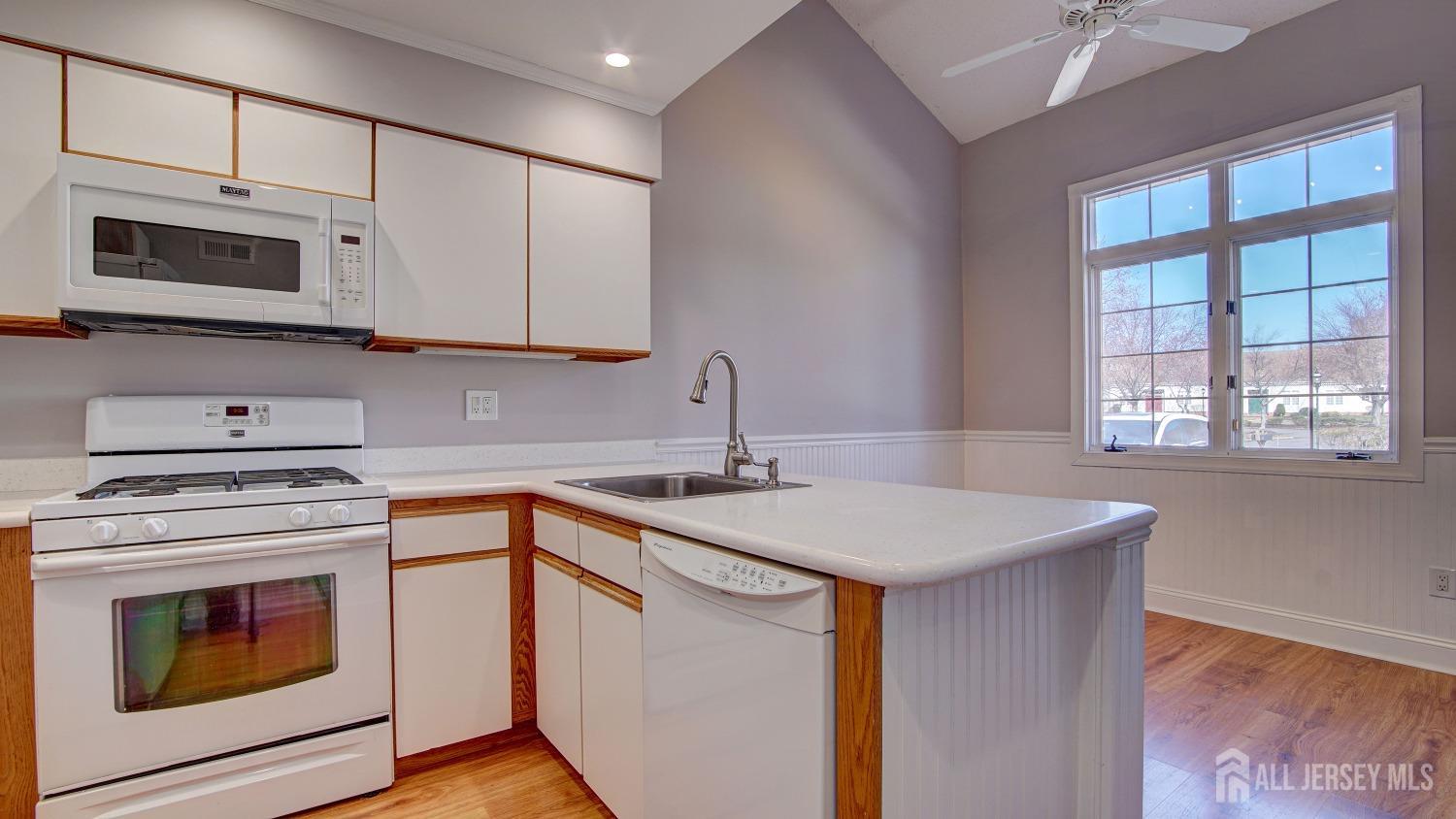 52-C Rutland Lane, Monroe Township, New Jersey image 9