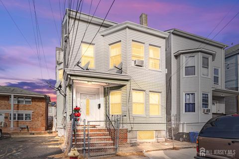 Multifamily For Sale - 183 Walnut Street<br/> Paterson, NJ 07522