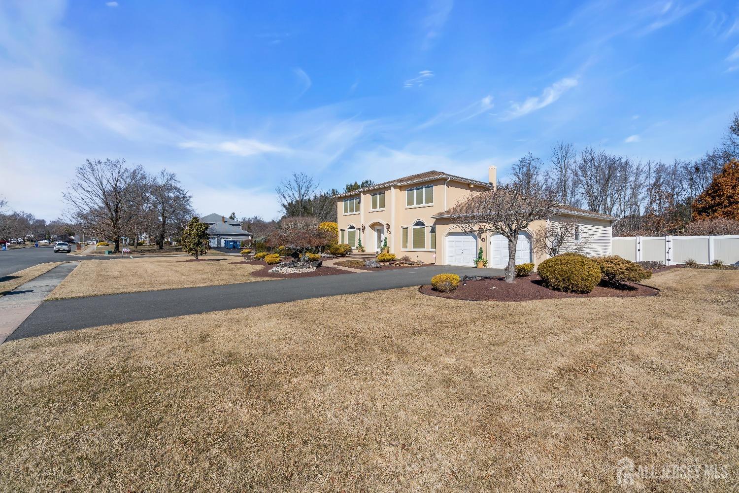44 Ivanhoe Drive, Manalapan, New Jersey image 7