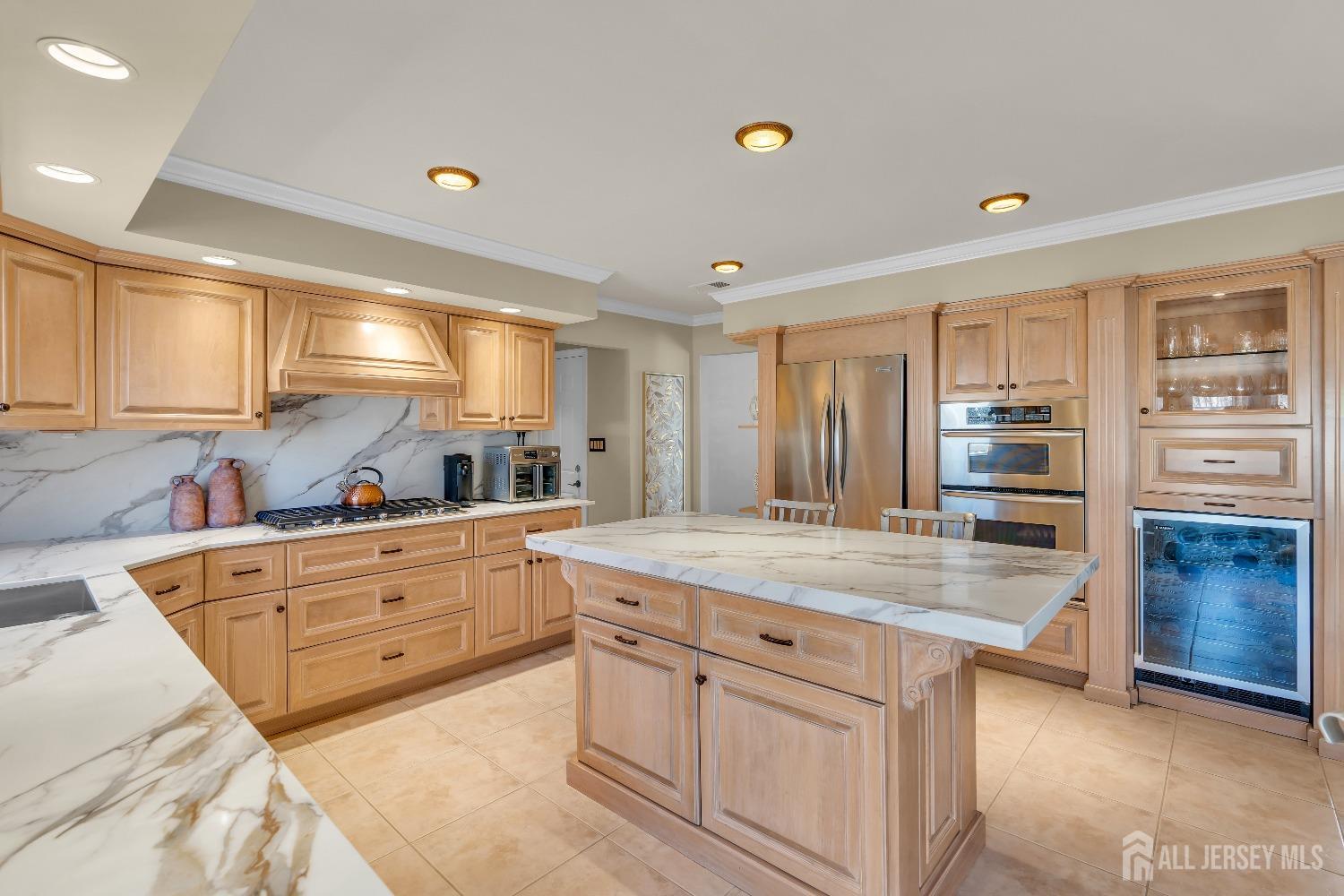 44 Ivanhoe Drive, Manalapan, New Jersey image 19