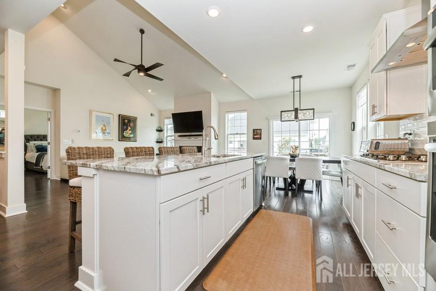 20 Metro Drive, Monroe Township, New Jersey image 7