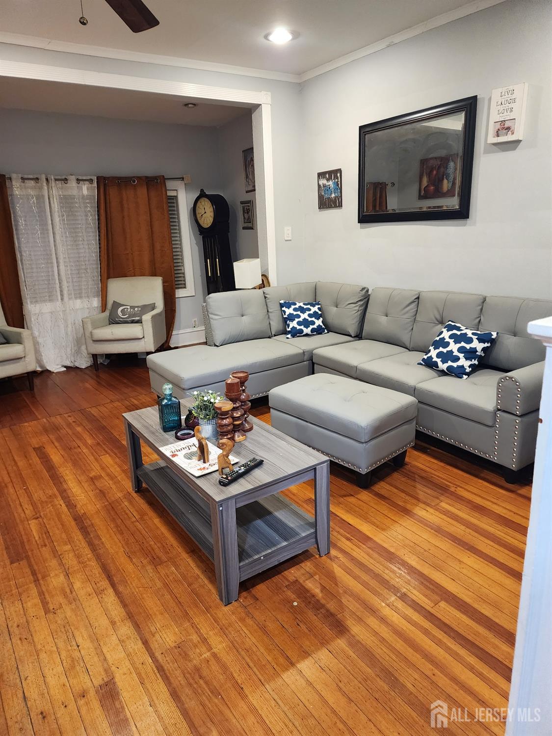 298 Sutton Street, Perth Amboy, New Jersey image 2