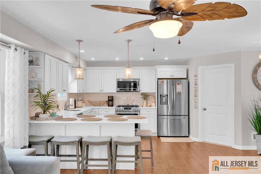 Lavallette, New Jersey, 08735, United States, 3 Bedrooms Bedrooms, ,2 BathroomsBathrooms,Residential,Active,2052125