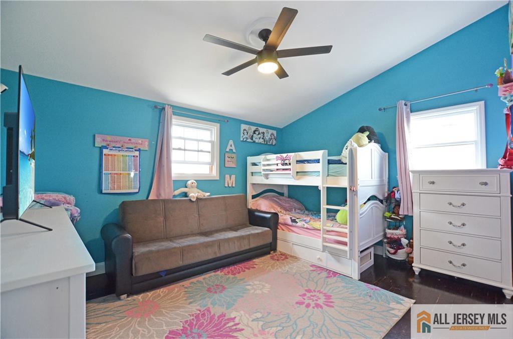 1 Thomas Road, East Brunswick, New Jersey image 30