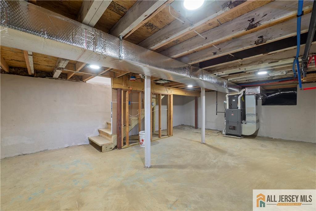 452 Raritan Boulevard, Old Bridge, New Jersey image 22