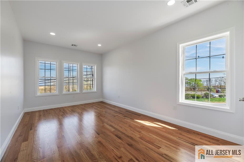 452 Raritan Boulevard, Old Bridge, New Jersey image 15
