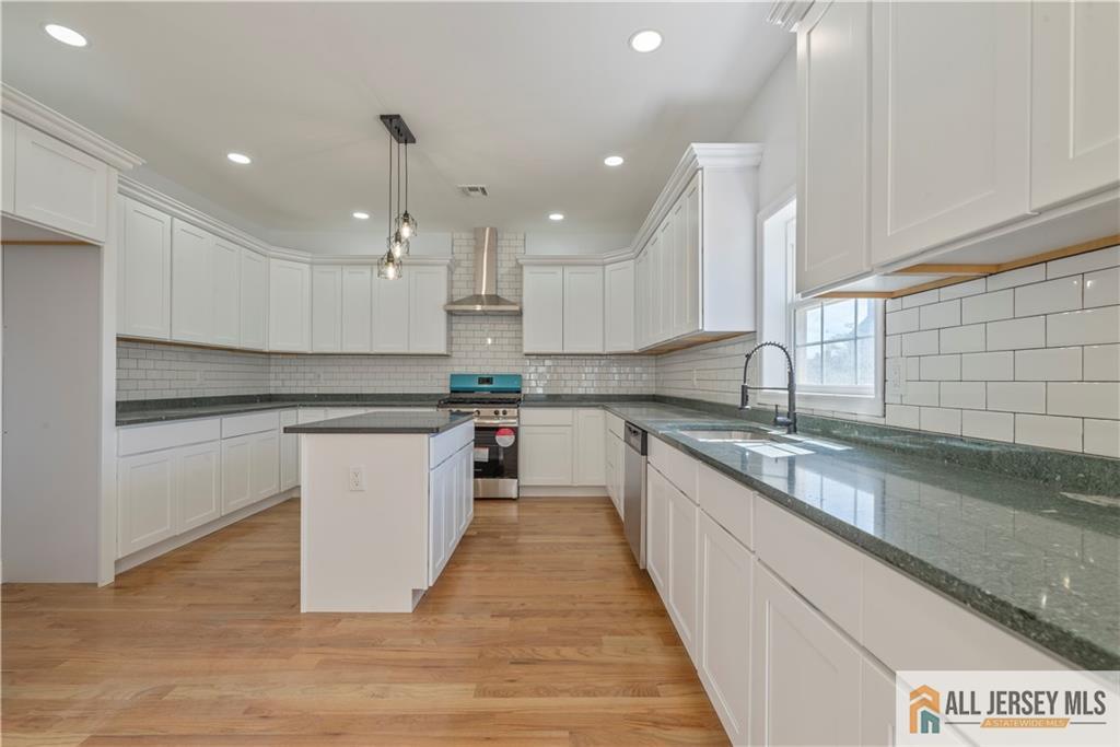 452 Raritan Boulevard, Old Bridge, New Jersey image 7