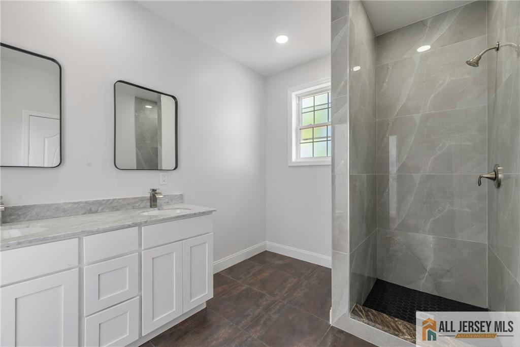 452 Raritan Boulevard, Old Bridge, New Jersey image 12